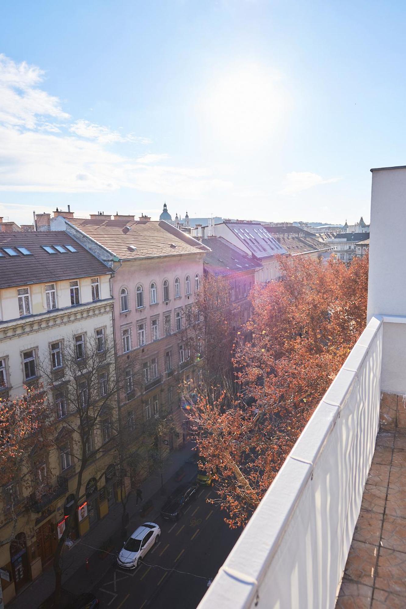Apartamento Podmaniczky Terrace Retreat With Ac Budapest Exterior foto